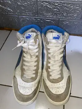 Sepatu puma blue white