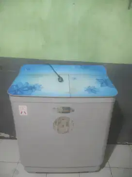 Mesin cuci 2 tabung daimitsu 8,5kg