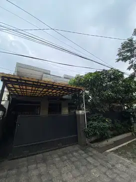 DIJUAL RUMAH TINGGAL SEMI FURNISHED CISARANTEN KULON ARCAMANIK   BANDU
