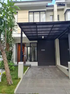 Disewakan rumah nort west cental citraland surabaya