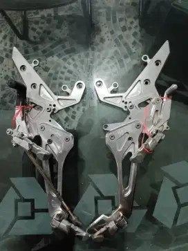Underbone ER6N Black Diamond