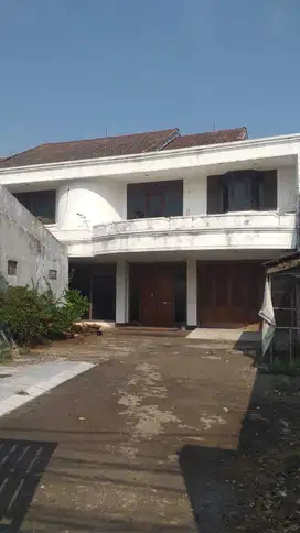 Dijual Cepat Rumah 2 Lantai Lokasi Strategis di Jatibening Kota Bekasi