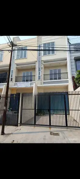 Disewakan Ruko  Baru Cengkareng