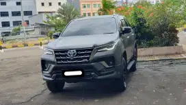 Km10rb toyota fortuner vrz gr sport 2024 abu diesel