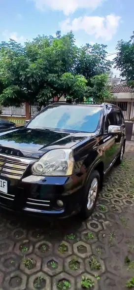 Limited edition X-Trail