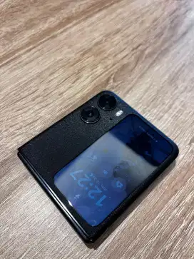 Jual Cepat Oppo Find N2 Flip Fullset Mulus Like New