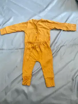 TAKOYAKIDS piyama mustard (preloved)