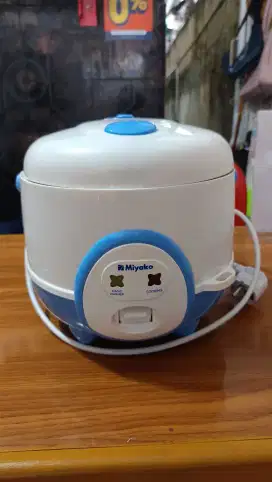 Rice Cooker Miyako mini MCM 606
