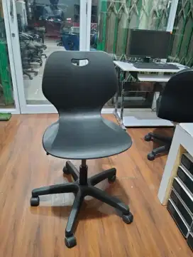 Kursi kantor hidrolik