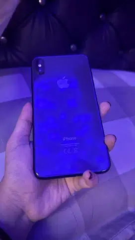Iphone Xs Max 256 Black ex inter (bisa sim telkom/byu)