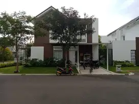 RUMAH HOEK MURAH KEREN DI SUMMARECON