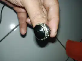 Batu akik Yaman tembus merah