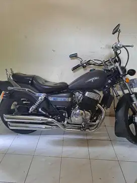 Benelli Patagonian Eagle 2018 (250cc, 2 sill)