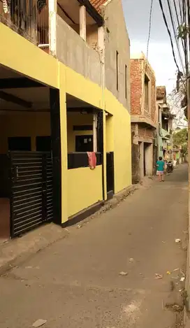 Rumah dan kos kosan aktip di lewipanjang kota bandung