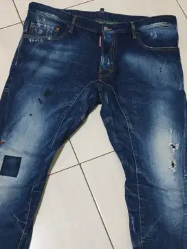 Dsquared2 ripped jeans