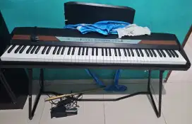 Piano KORG SP-250