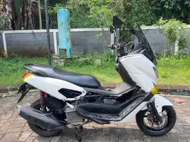 Nmax 2015  plat F