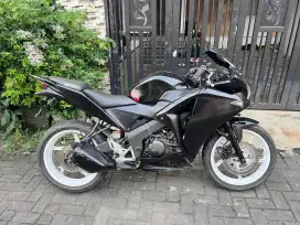 Cbr 2014 plat Z