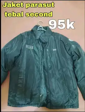 Jaket parasut tebal ukuran L - XL jual cepat (BISA NEGO)