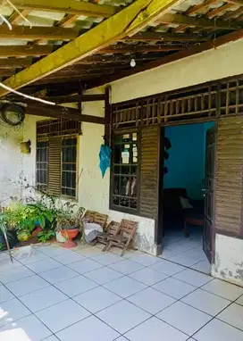 Rumah Hitung Tanah Cocok Untuk Usaha di Cisaranten Arcamanik