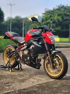 Kawasaki 650 ER6/ER6N Merah