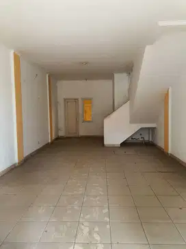 Ruko 2 Lantai Strategis di Pasar Segar Taman Kopo Indah 2