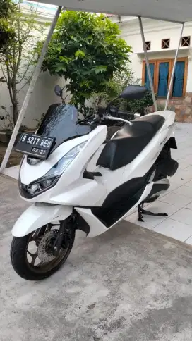Bissmillah dijual motor Honda PCX 160cc 2022 istimewa