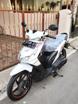 Bissmillah dijual motor Honda beat karbu 2011