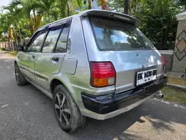 Toyota Starlet 1987 
1300 cc manual
Surat Lengkap