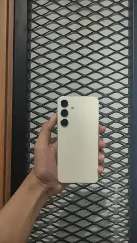 Samsung s24 8/256gb no minus