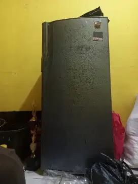 Kulkas satu pintu