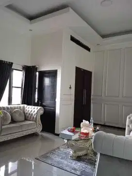 Rumah bagus mewah Furnish western Regency Raya Sememi benowo manukan
