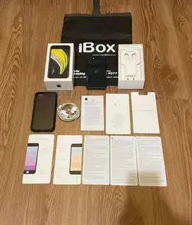Iphone SE 2020 64gb IBOX Resmi box besar original