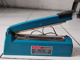 Mesin press plastik NRT-PRO