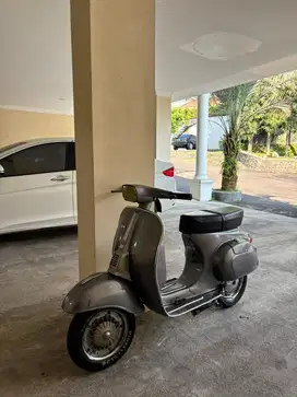 Vespa pts spesial 90 1978