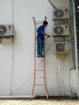 Service ac cuci ac,bongkar pasang ac tambah freon ac service kulkas