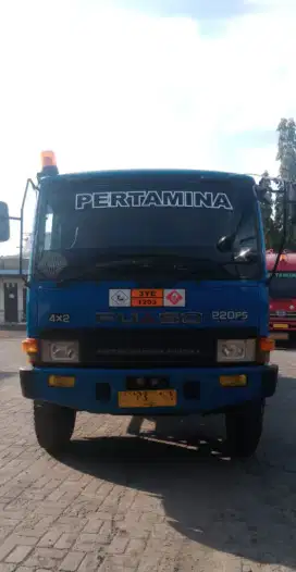 Mitsubishi Fuso tangki