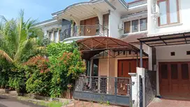 Rumah Bagus dan Asri Sertipikat Hak Milik Full Furnished Bintaro Pesan