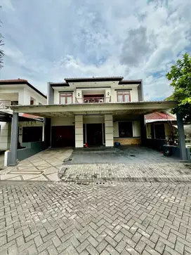 DISEWAKAN RUMAH VILA TAMAN TELAGA CITRALAND 6KT SEMI FURNISH DPN TAMAN