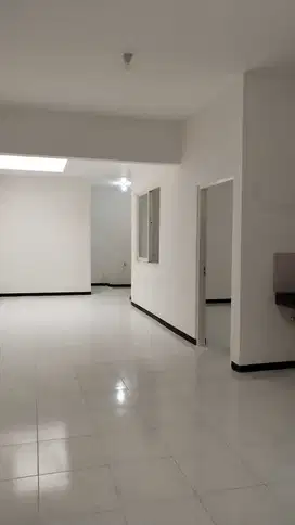 Rumah siap huni Nirwana Executive, Wonorejo Rungkut dkat MERR