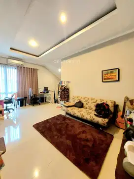 Rumah Di Kebayoran Bintaro Jaya 8096