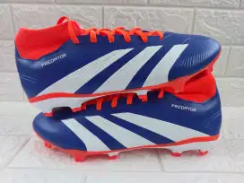 Sepatu Bola Predator League Sock FG