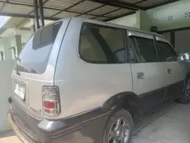 Toyota Kijang 2000 Bensin