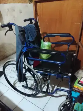 Jual kursi roda Klass atas