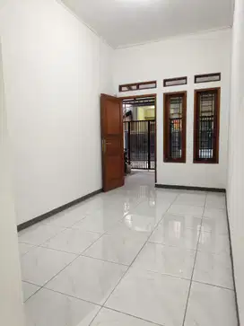 Jual Cepat Rumah Taman Cibaduyut Indah 1 Baru Renovasi Harga Nego