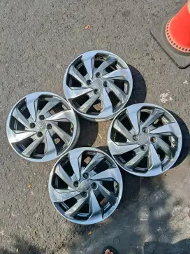 Velg Mobil OEM Honda Mobilio RS R15 Pcd 4x100