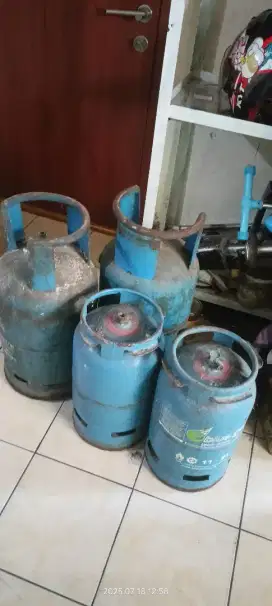 Tabung gas elpiji / LPG 12kg dan Blue gas 5,5 kg