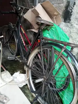 Di. Jual2sepedadaripada. Ngak kepakei