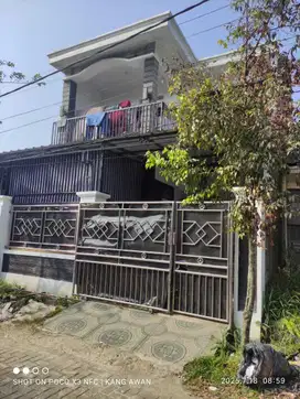 Jual rumah 2 lantai, siap huni cluster Alam Sanggar Indah, Cihampelas