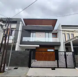 Manyar - Bisa KPR‼️Jual Rumah Baru Dekat Galaxy Mall